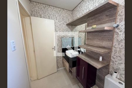 Casa à venda com 860m², 4 quartos e 7 vagas Casa à venda com 860m², 4 quartos e 7 vagasBanheiro/Quarto 4