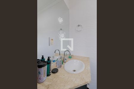 Casa de condomínio à venda com 95m², 3 quartos e 2 vagasBanheiro Suíte