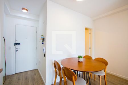 Sala de apartamento à venda com 2 quartos, 61m² em Vila Apiai, Santo André