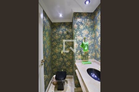 Apartamento à venda com 289m², 4 quartos e 4 vagas Apartamento à venda com 289m², 4 quartos e 4 vagasLavabo