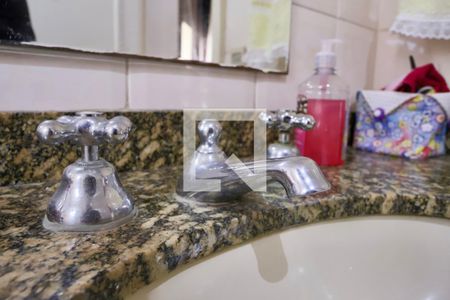 Apartamento à venda com 289m², 4 quartos e 4 vagas Apartamento à venda com 289m², 4 quartos e 4 vagasQuarto 04