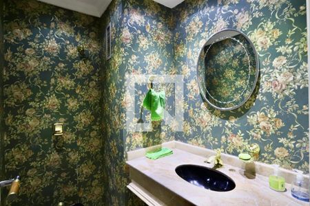 Apartamento à venda com 289m², 4 quartos e 4 vagas Apartamento à venda com 289m², 4 quartos e 4 vagasLavabo