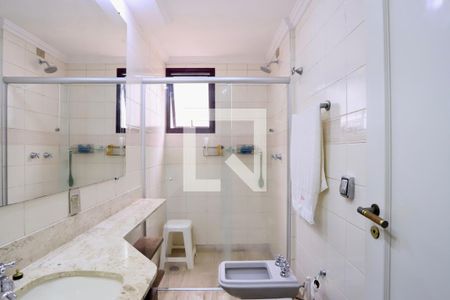 Apartamento à venda com 289m², 4 quartos e 4 vagas Apartamento à venda com 289m², 4 quartos e 4 vagasQuarto 02