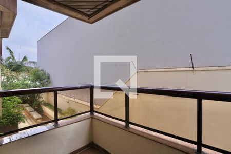 Apartamento à venda com 289m², 4 quartos e 4 vagas Apartamento à venda com 289m², 4 quartos e 4 vagasQuarto 01