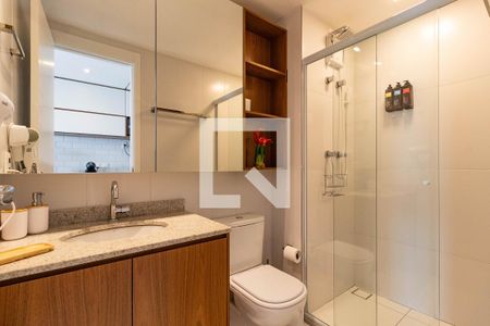 Banheiro de kitnet/studio à venda com 1 quarto, 27m² em Pompeia, São Paulo