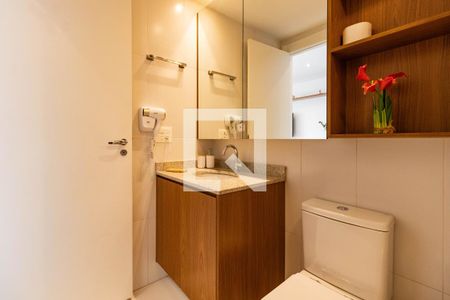 Banheiro de kitnet/studio à venda com 1 quarto, 27m² em Pompeia, São Paulo
