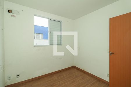 Quarto de apartamento para alugar com 2 quartos, 44m² em Humaitá, Porto Alegre