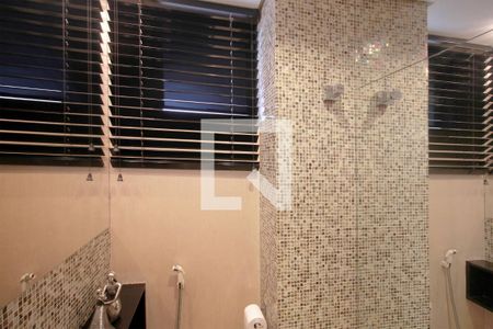 Apartamento à venda com 180m², 4 quartos e 4 vagasBanheiro 4