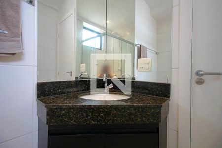 Apartamento à venda com 180m², 4 quartos e 4 vagasBanheiro 3