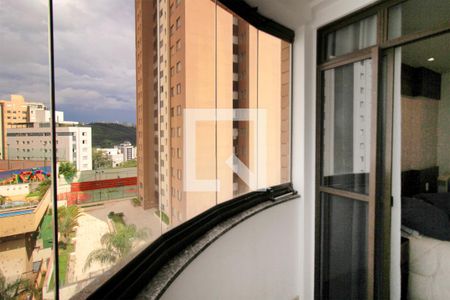 Apartamento à venda com 180m², 4 quartos e 4 vagasQuarto 01
