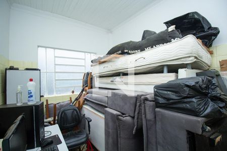 Casa à venda com 300m², 3 quartos e 2 vagas Casa à venda com 300m², 3 quartos e 2 vagasQuarto de Serviço