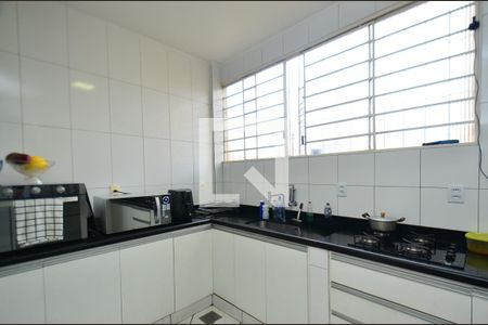 Apartamento à venda com 100m², 2 quartos e 1 vagaCozinha