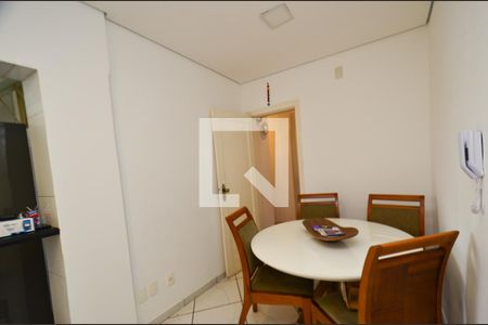 Apartamento à venda com 100m², 2 quartos e 1 vagaCopa