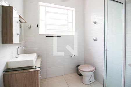 Casa para alugar com 100m², 2 quartos e 2 vagasBanheiro