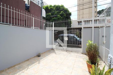 Casa para alugar com 100m², 2 quartos e 2 vagasGaragem/Quintal