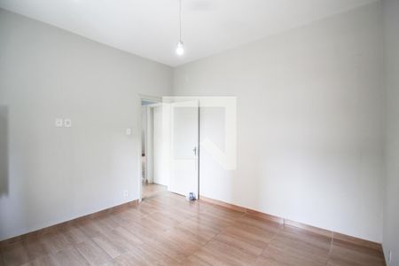 Casa para alugar com 100m², 2 quartos e 2 vagasQuarto 2