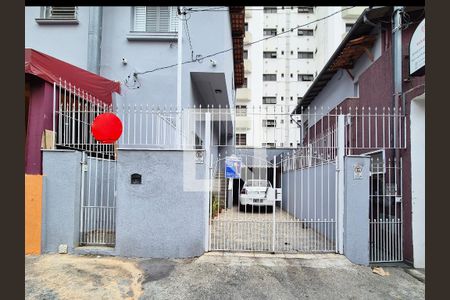 Casa para alugar com 100m², 2 quartos e 2 vagasPlaquinha