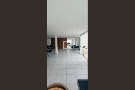 Apartamento à venda com 41m², 2 quartos e sem vagaÁrea comum - Salão de festas