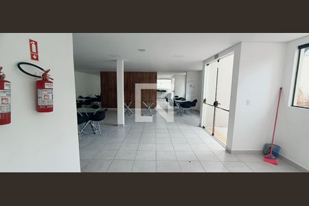 Apartamento à venda com 41m², 2 quartos e sem vagaÁrea comum - Salão de festas