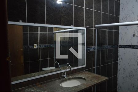 Casa à venda com 300m², 3 quartos e 1 vagaBanheiro