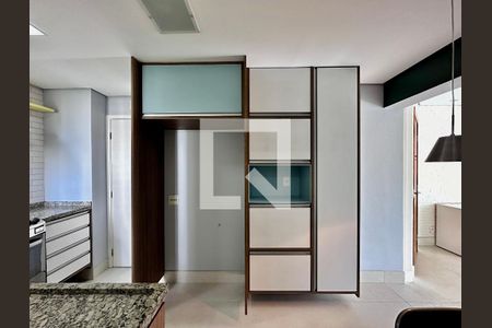 Cozinha de apartamento para alugar com 3 quartos, 117m² em Santo Amaro, São Paulo