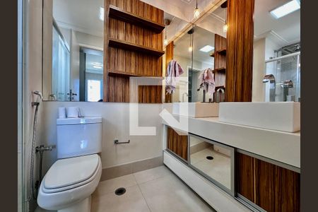 Banheiro Suíte de apartamento para alugar com 3 quartos, 117m² em Santo Amaro, São Paulo