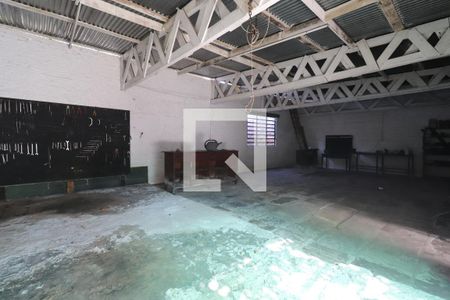 Casa à venda com 132m², 3 quartos e 5 vagaspredio comercial 2