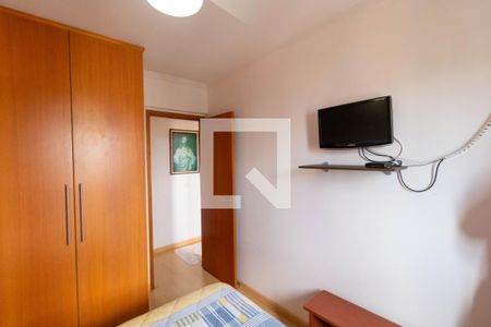 Apartamento à venda com 67m², 2 quartos e 1 vagaQuarto 02