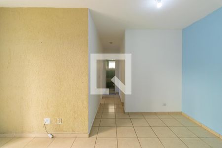 Sala de apartamento para alugar com 2 quartos, 55m² em Jardim Rosalina, Cotia