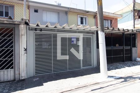 Casa à venda com 119m², 4 quartos e 1 vagaFachada