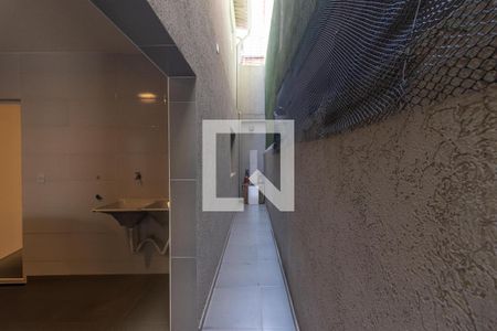 Casa à venda com 119m², 4 quartos e 1 vagaCorredor externo