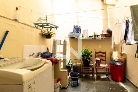 Casa à venda com 120m², 3 quartos e 2 vagas Casa à venda com 120m², 3 quartos e 2 vagasÁrea de Serviço