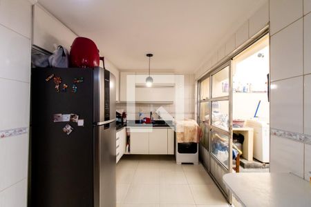 Casa à venda com 120m², 3 quartos e 2 vagas Casa à venda com 120m², 3 quartos e 2 vagasCozinha
