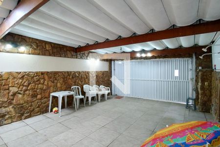 Casa para alugar com 150m², 2 quartos e 2 vagas Casa para alugar com 150m², 2 quartos e 2 vagasGaragem