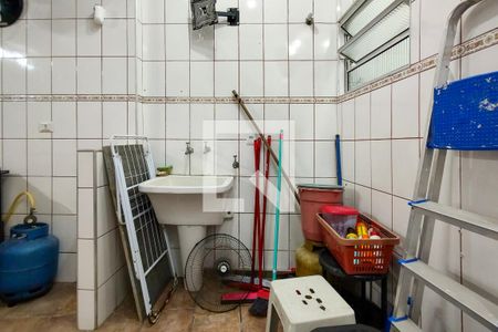 Casa para alugar com 150m², 2 quartos e 2 vagas Casa para alugar com 150m², 2 quartos e 2 vagasÁrea de Serviço