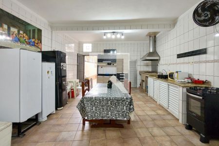 Casa para alugar com 150m², 2 quartos e 2 vagas Casa para alugar com 150m², 2 quartos e 2 vagasQuintal