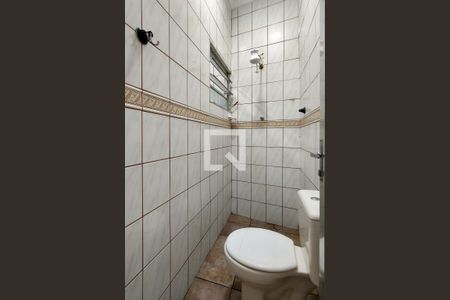 Casa para alugar com 150m², 2 quartos e 2 vagas Casa para alugar com 150m², 2 quartos e 2 vagasBanheiro 2