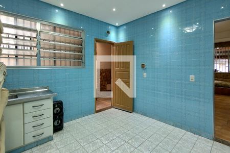 Casa para alugar com 150m², 2 quartos e 2 vagas Casa para alugar com 150m², 2 quartos e 2 vagasCozinha