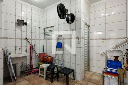 Casa para alugar com 150m², 2 quartos e 2 vagas Casa para alugar com 150m², 2 quartos e 2 vagasÁrea de Serviço
