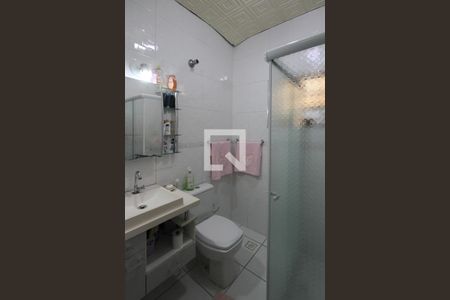 Casa à venda com 280m², 3 quartos e 3 vagasBanheiro da Suíte