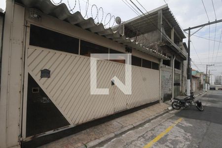 Casa à venda com 280m², 3 quartos e 3 vagasFachada