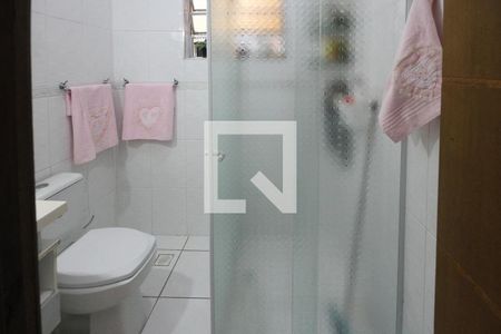 Casa à venda com 280m², 3 quartos e 3 vagasBanheiro da Suíte