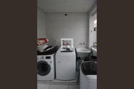 Casa à venda com 280m², 3 quartos e 3 vagasÁrea de Serviço