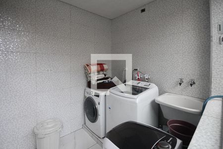 Casa à venda com 280m², 3 quartos e 3 vagasÁrea de Serviço