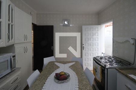 Casa à venda com 280m², 3 quartos e 3 vagasCozinha