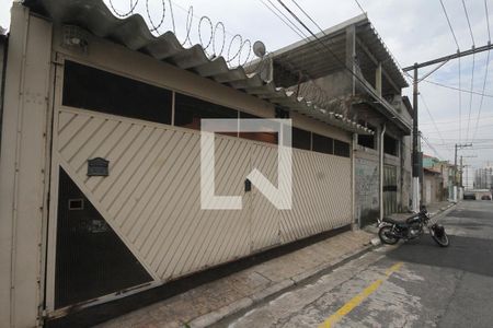 Casa à venda com 280m², 3 quartos e 3 vagasFachada