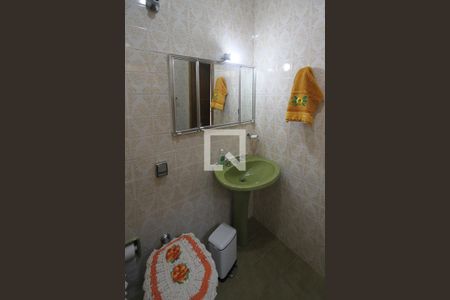 Casa à venda com 280m², 3 quartos e 3 vagasBanheiro