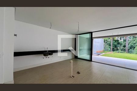 Casa à venda com 845m², 4 quartos e 6 vagasCozinha