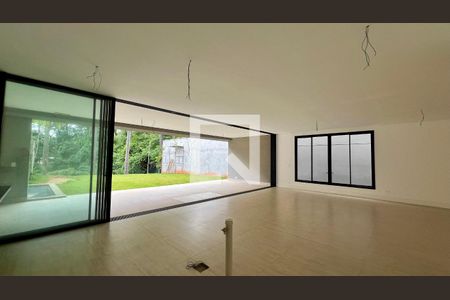 Casa à venda com 845m², 4 quartos e 6 vagasCozinha