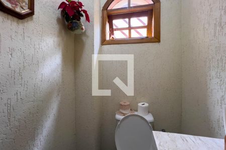 Casa à venda com 196m², 3 quartos e 2 vagasLavabo